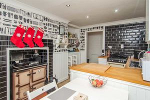 Photo 11- click for photo gallery